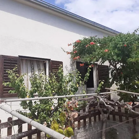 Feriehus Sea House Anka Banj