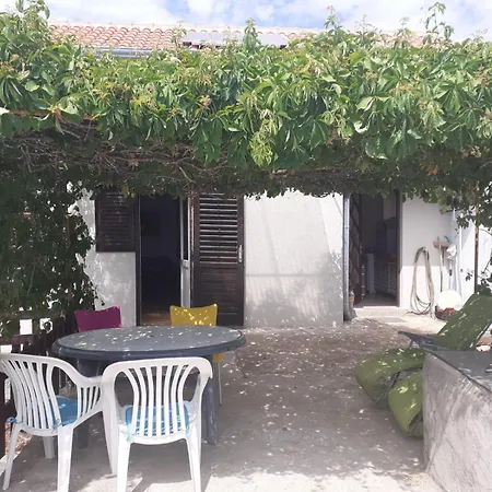 Sea House Anka Holiday home *