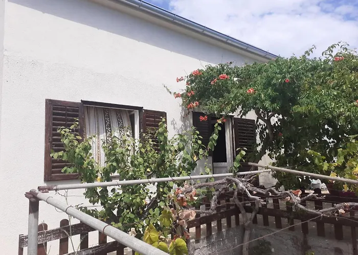 بيت للعطل Sea House Anka Banj